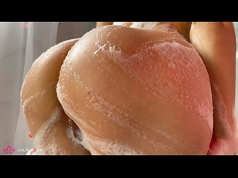 ❤️ Brunette si masturba a figa cù un vibratore per un orgasmu intensu in a doccia ❤ Video sessu à porn co.xxxshake.ru ❌❤