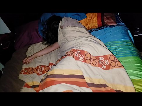 ❤️ Stepson rimprovera a so ghjovana matrigna mentre dorme. ❤ Video sessu à porn co.xxxshake.ru ❌❤
